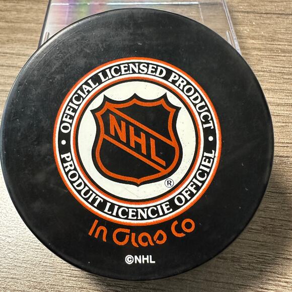 1997 WESTERN CONFERENCE CHAMPIONS DETROIT RED WINGS VINTAGE NHL PUCK - Picture 7 of 8